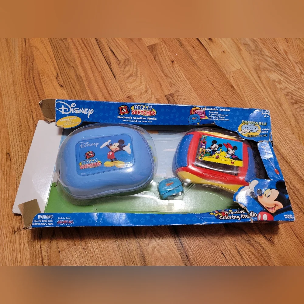 NWT Vintage Disney Dream Sketcher